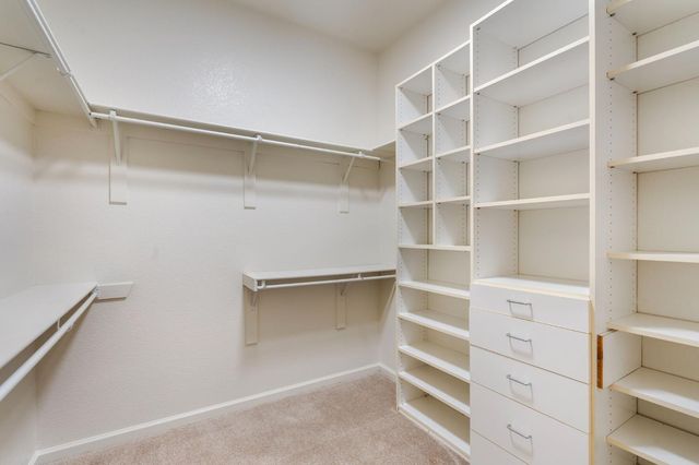 4362 Newland Heights Dr, Rocklin, CA 95765