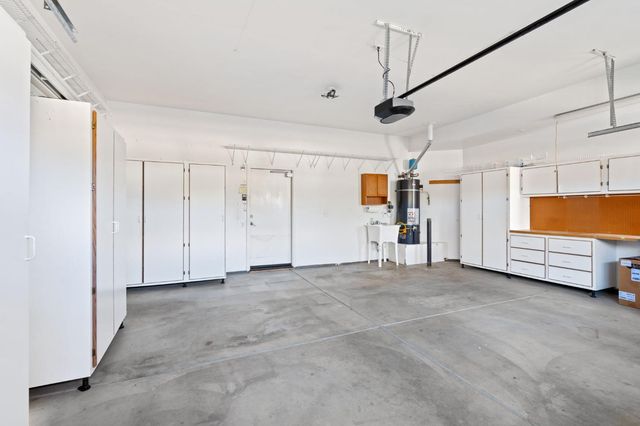 4362 Newland Heights Dr, Rocklin, CA 95765