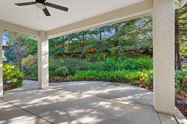 4362 Newland Heights Dr, Rocklin, CA 95765