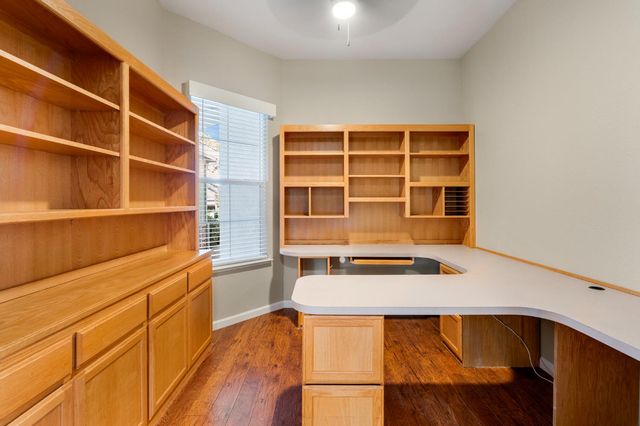 4362 Newland Heights Dr, Rocklin, CA 95765