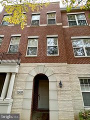 12418B LIBERTY BRIDGE RD, Fairfax, VA 22033