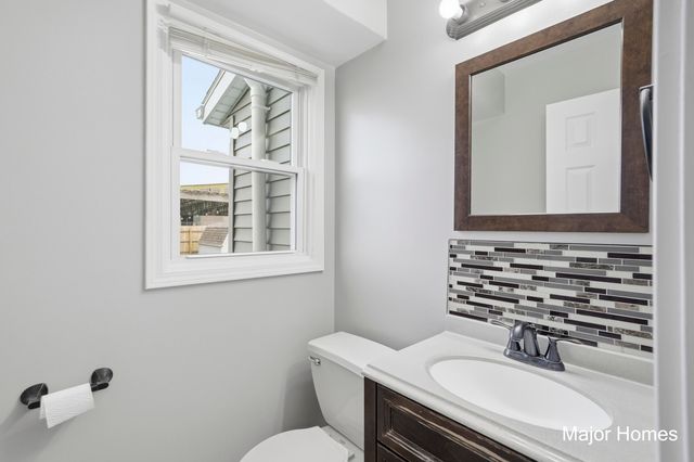 401 Anderson Drive, Wayland City, MI 49348