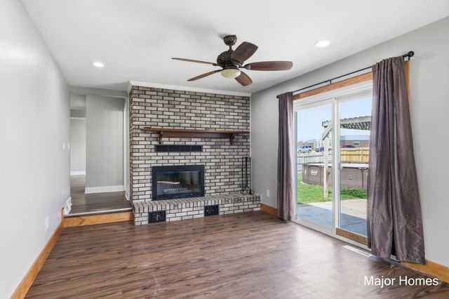 401 Anderson Drive, Wayland City, MI 49348