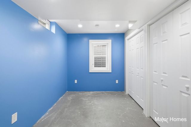 401 Anderson Drive, Wayland City, MI 49348