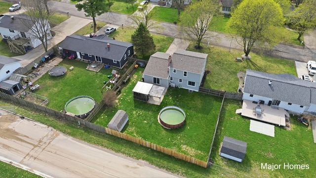 401 Anderson Drive, Wayland City, MI 49348