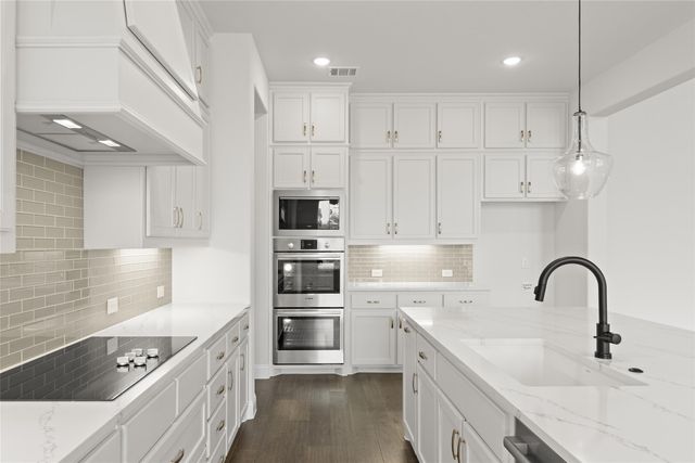 117 Carly Lane, Van Alstyne, TX 75495