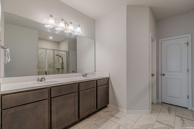 2063 Cowan, New Braunfels, TX 78132