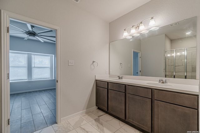 2063 Cowan, New Braunfels, TX 78132