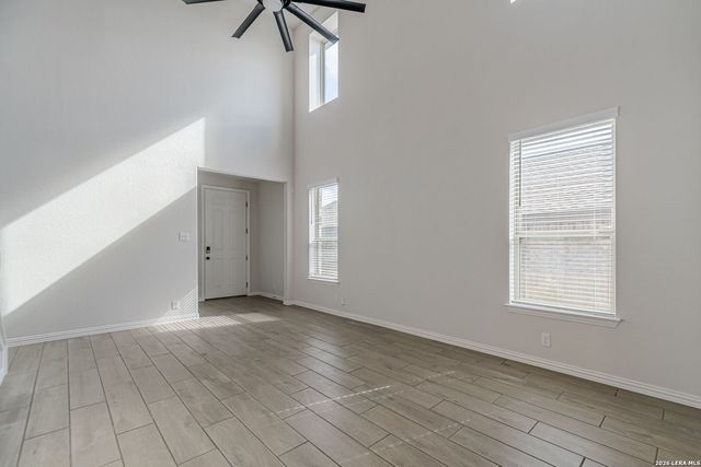 2063 Cowan, New Braunfels, TX 78132