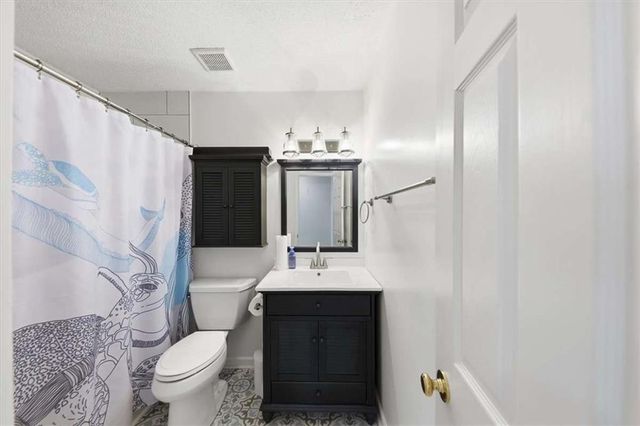 213 Kenninghall Lane, Smyrna, GA 30082