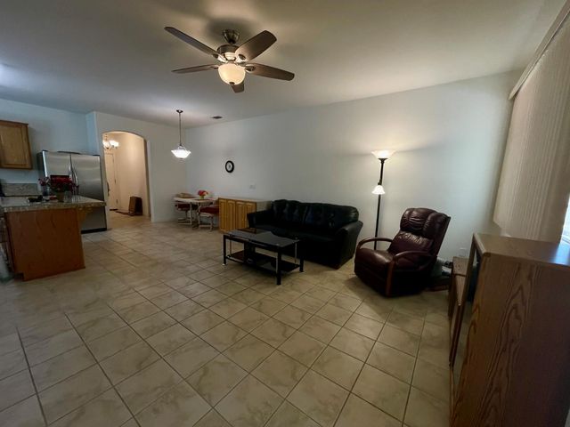 1920 Indiana St, Gridley, CA 95948