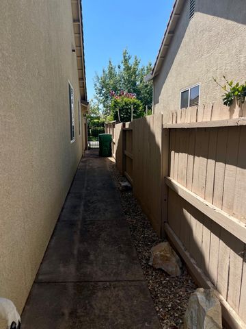 1920 Indiana St, Gridley, CA 95948