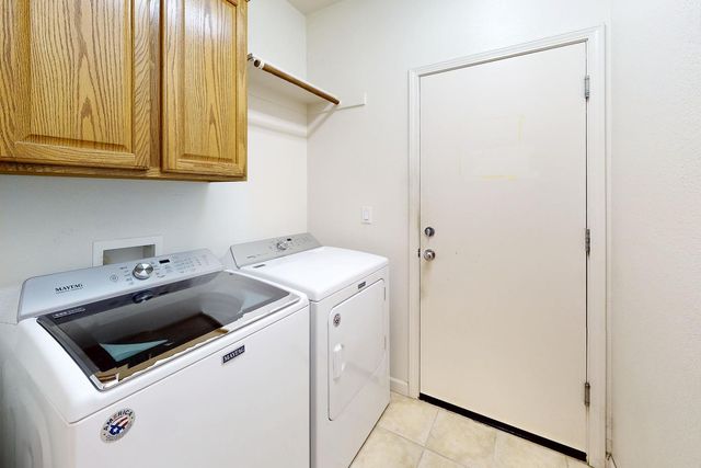 1920 Indiana St, Gridley, CA 95948