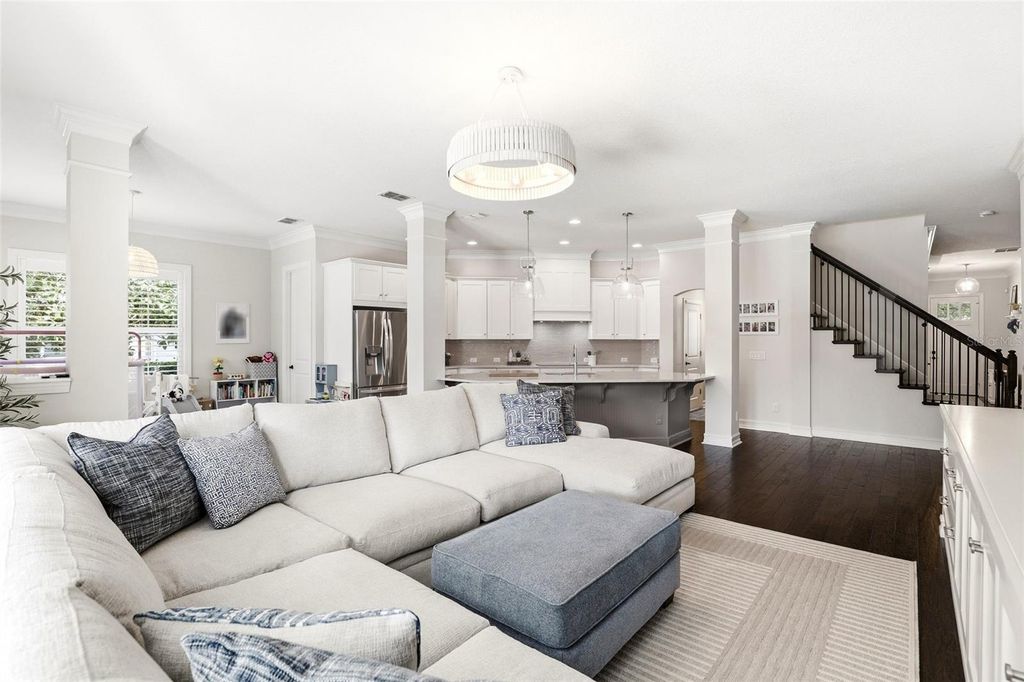 Image 12 of property listing at 1750 CAROLLEE LANE, Winter Park, FL 32789