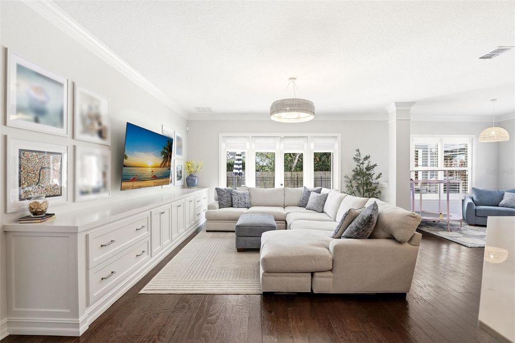 Image 10 of property listing at 1750 CAROLLEE LANE, Winter Park, FL 32789