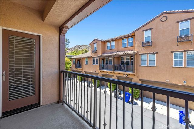 24490 Marzal, Valencia, CA 91354