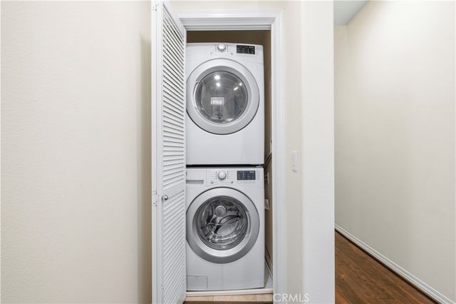 24490 Marzal, Valencia, CA 91354