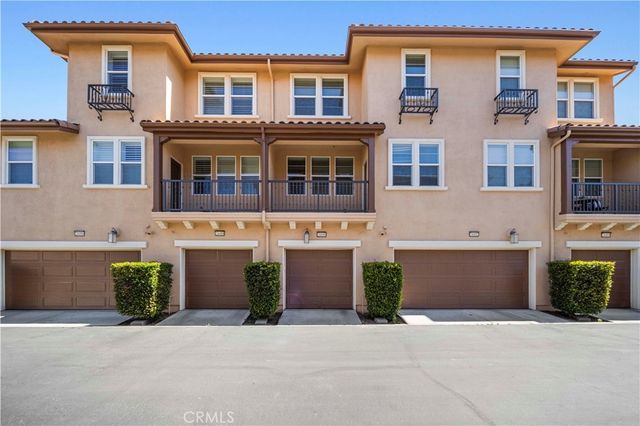 24490 Marzal, Valencia, CA 91354