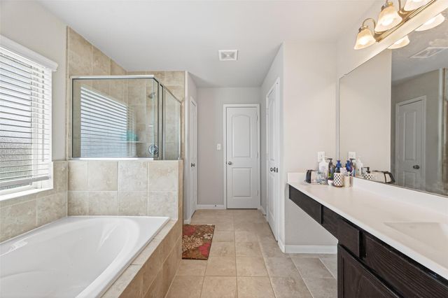 14206 Singing Oaks Trail, Houston, TX 77045