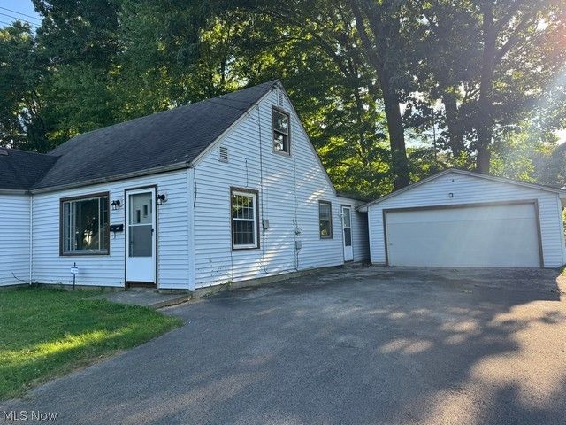3424 Ambert Street, Youngstown, OH 44502