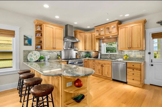 234 Plateau Avenue, Santa Cruz, CA 95060