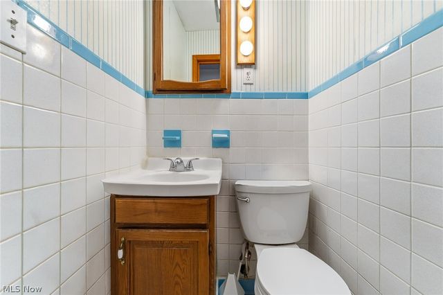 5160 Oak Street, Lowellville, OH 44436