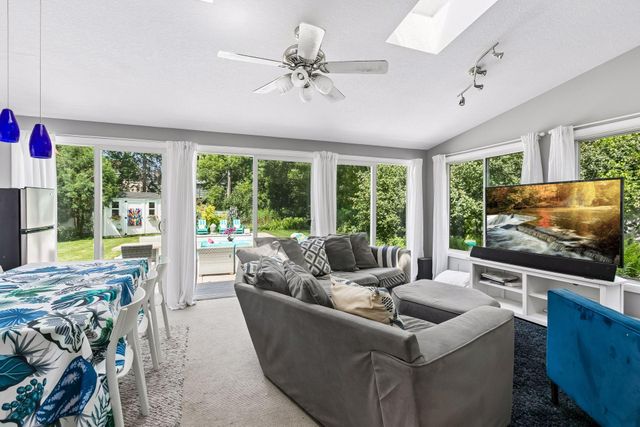 2320 Parklands Road, Saint Louis Park, MN 55416