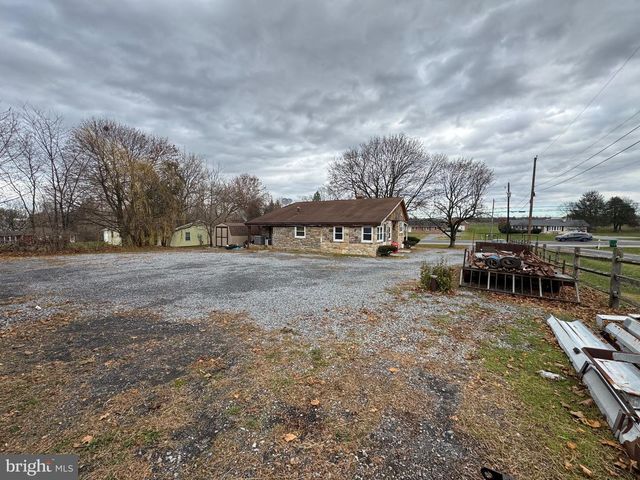 5987 MOLLY PITCHER HIGHWAY, Chambersburg, PA 17202