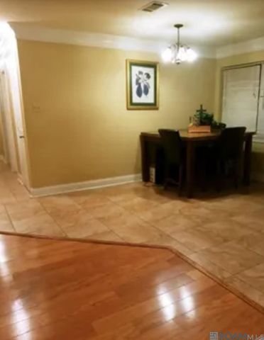 704 Sinbad St, Baker, LA 70714