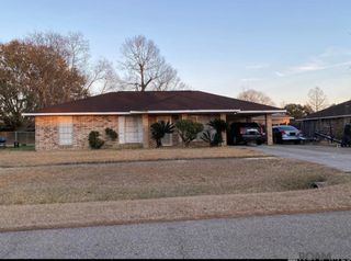 704 Sinbad St, Baker, LA 70714