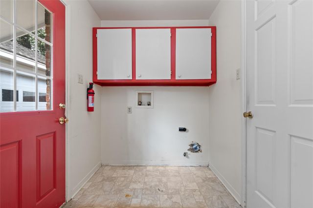 2202 Parkdale Drive, Houston, TX 77339