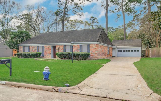 2202 Parkdale Drive, Houston, TX 77339