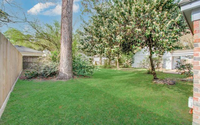 2202 Parkdale Drive, Houston, TX 77339