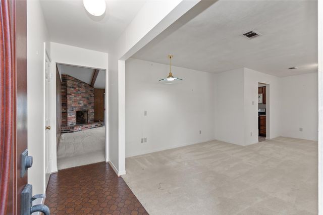 2202 Parkdale Drive, Houston, TX 77339