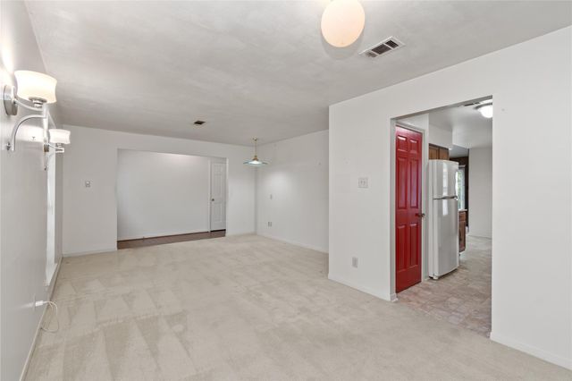 2202 Parkdale Drive, Houston, TX 77339