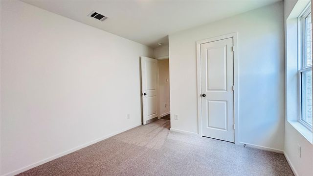 206 Amy Street, Angleton, TX 77515