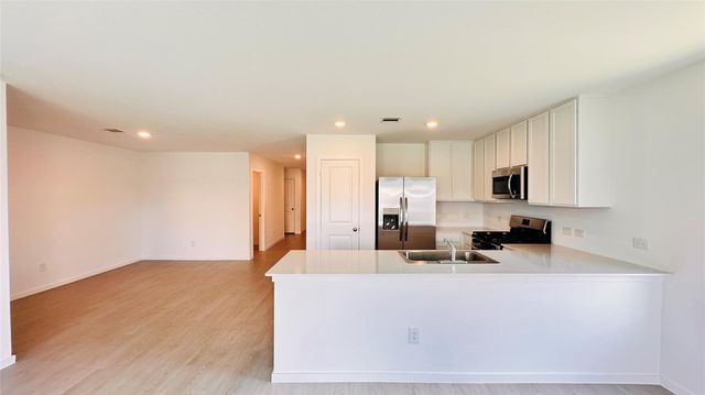 206 Amy Street, Angleton, TX 77515