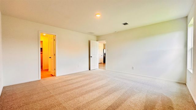 206 Amy Street, Angleton, TX 77515