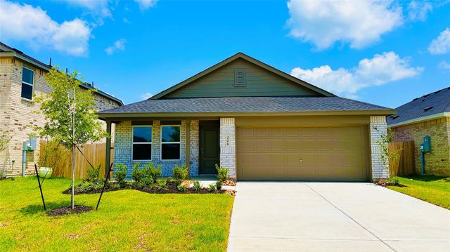 206 Amy Street, Angleton, TX 77515