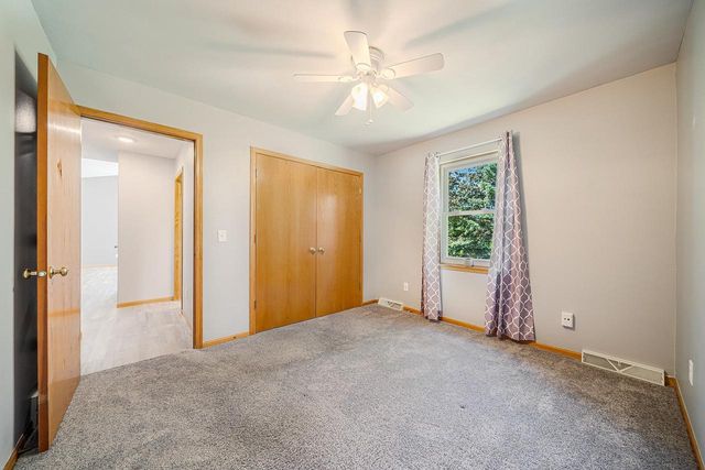3393 HARBOR BAY ROAD, Oshkosh, WI 54901