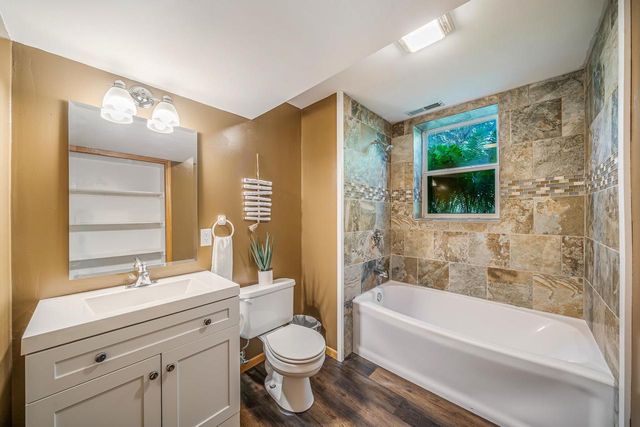 3393 HARBOR BAY ROAD, Oshkosh, WI 54901