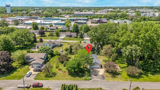 3393 HARBOR BAY ROAD, Oshkosh, WI 54901