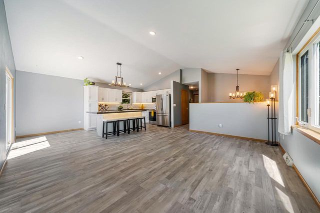 3393 HARBOR BAY ROAD, Oshkosh, WI 54901