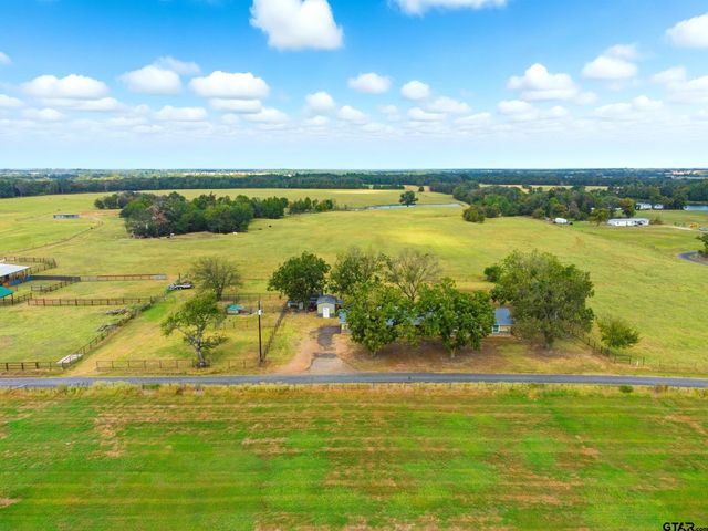 1742 SW Country Road 3055, Saltillo, TX 75478