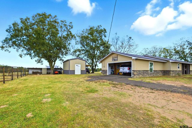 1742 SW Country Road 3055, Saltillo, TX 75478
