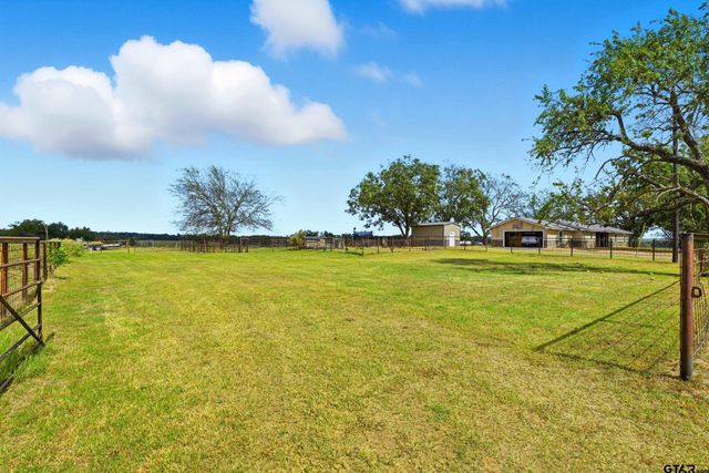 1742 SW Country Road 3055, Saltillo, TX 75478