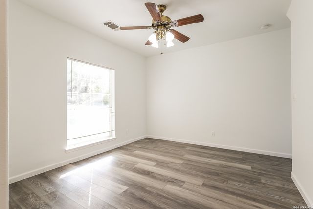 4604 SUMMIT HILL DR, Schertz, TX 78154