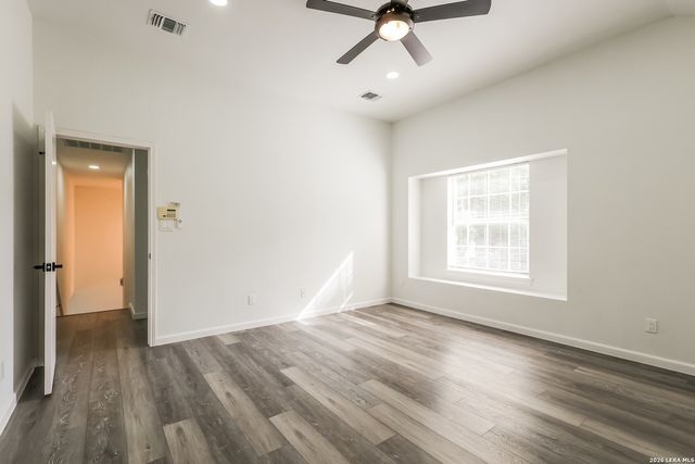 4604 SUMMIT HILL DR, Schertz, TX 78154