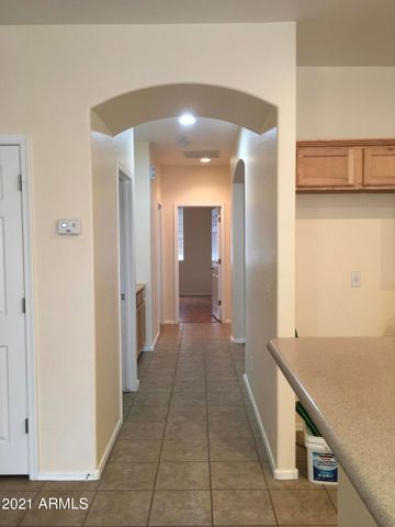 2533 W APOLLO Road, Phoenix, AZ 85041