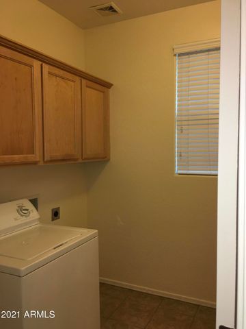 2533 W APOLLO Road, Phoenix, AZ 85041